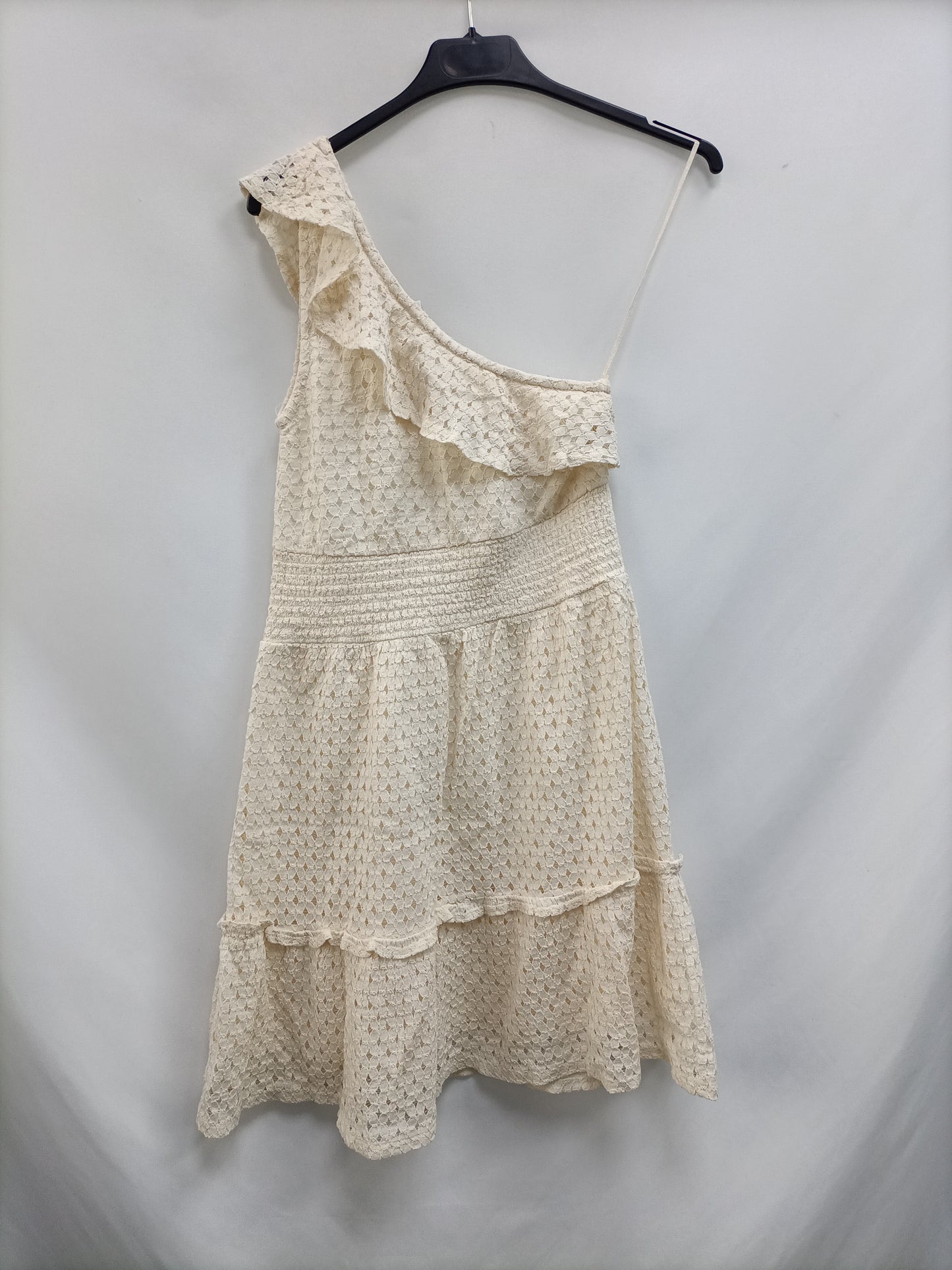 MANGO. Short lace dress Tm