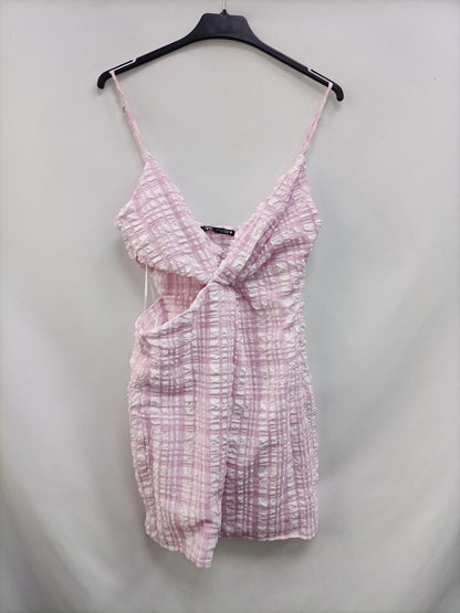 ZARA. Vestido cuadros apertura T.m