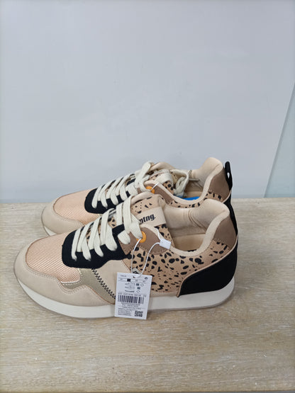 MUSTANG. Zapatillas beige T.38