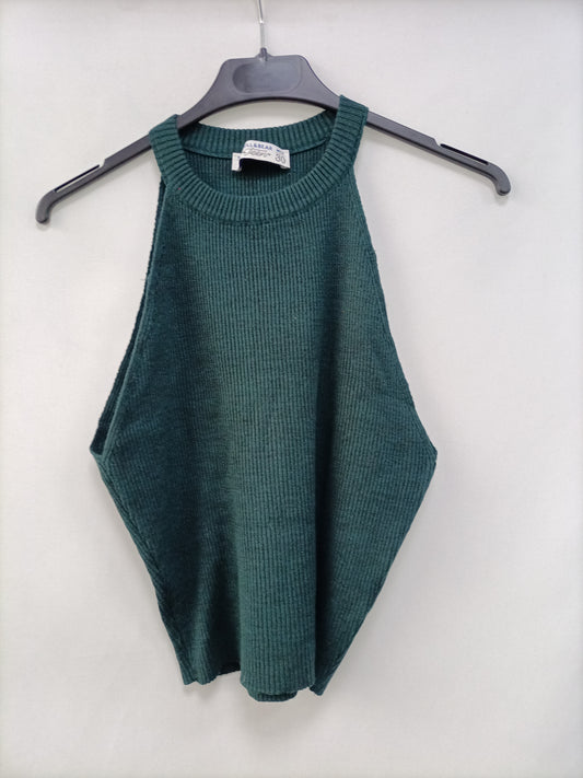 PULL&BEAR.Top punto verde T.L (S/M)