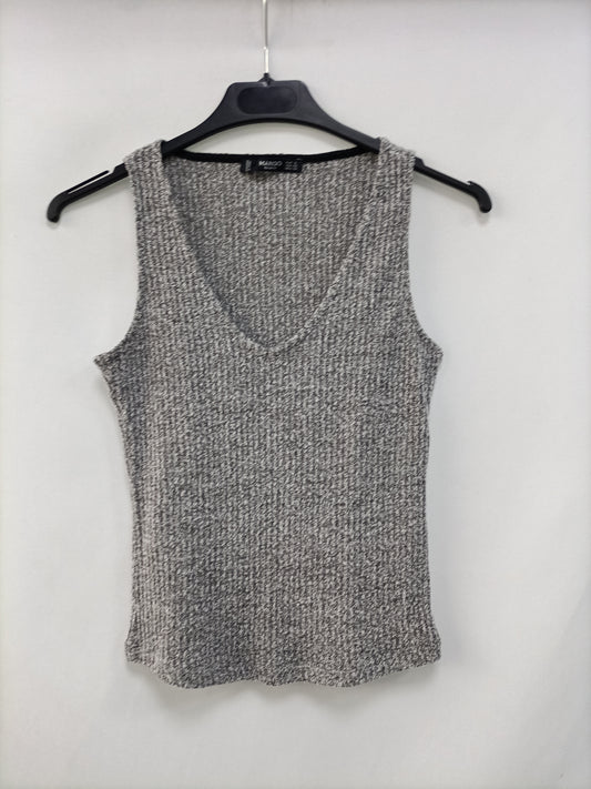 MANGO.Top gris canalé T.S