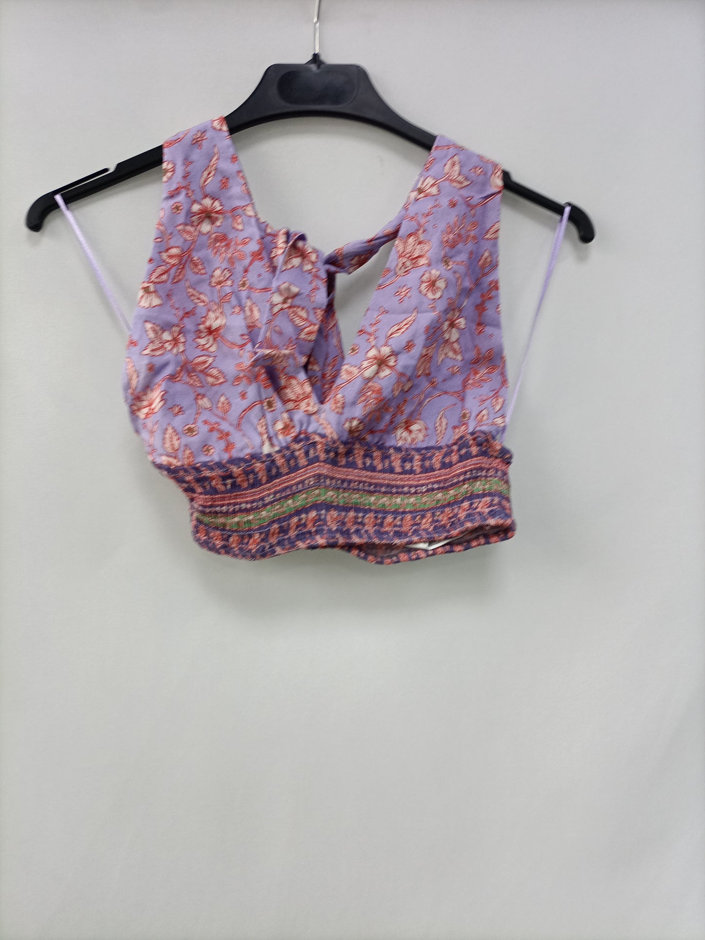 PULL&BEAR.Croptop espalda descubierta T.S