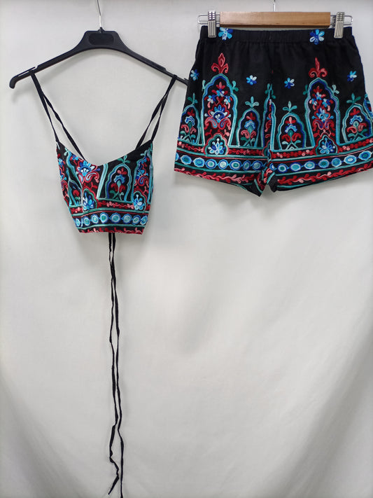 OTRAS.Total look negro bordado T.XS