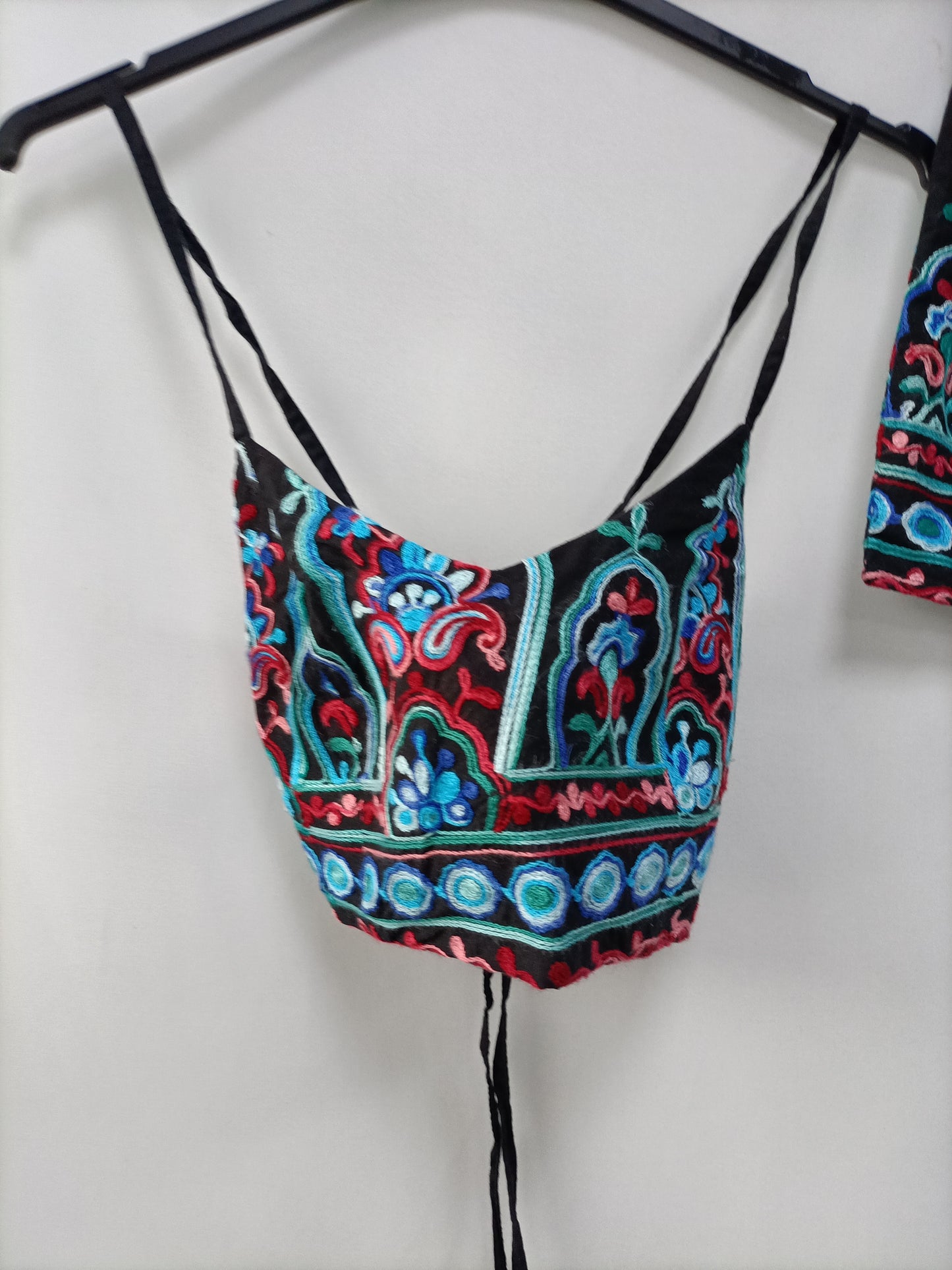 OTRAS.Total look negro bordado T.XS