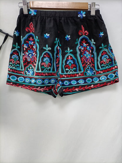 OTRAS.Total look negro bordado T.XS