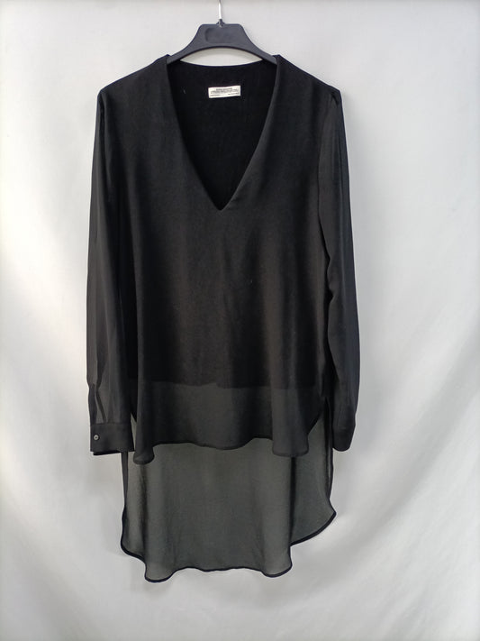 ZARA. Oversized black blouse T.XS