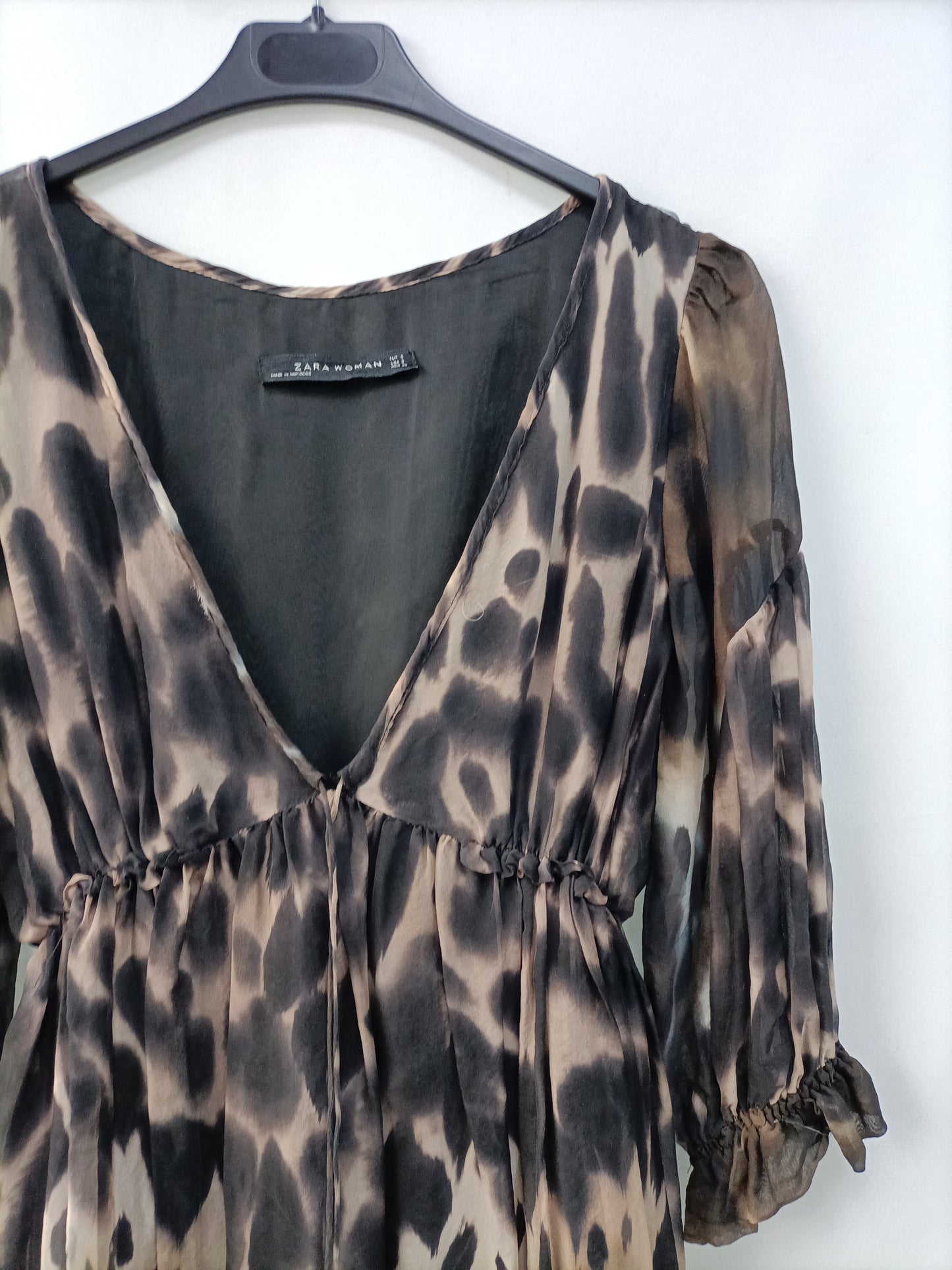ZARA.Vestido corto animal print T.S
