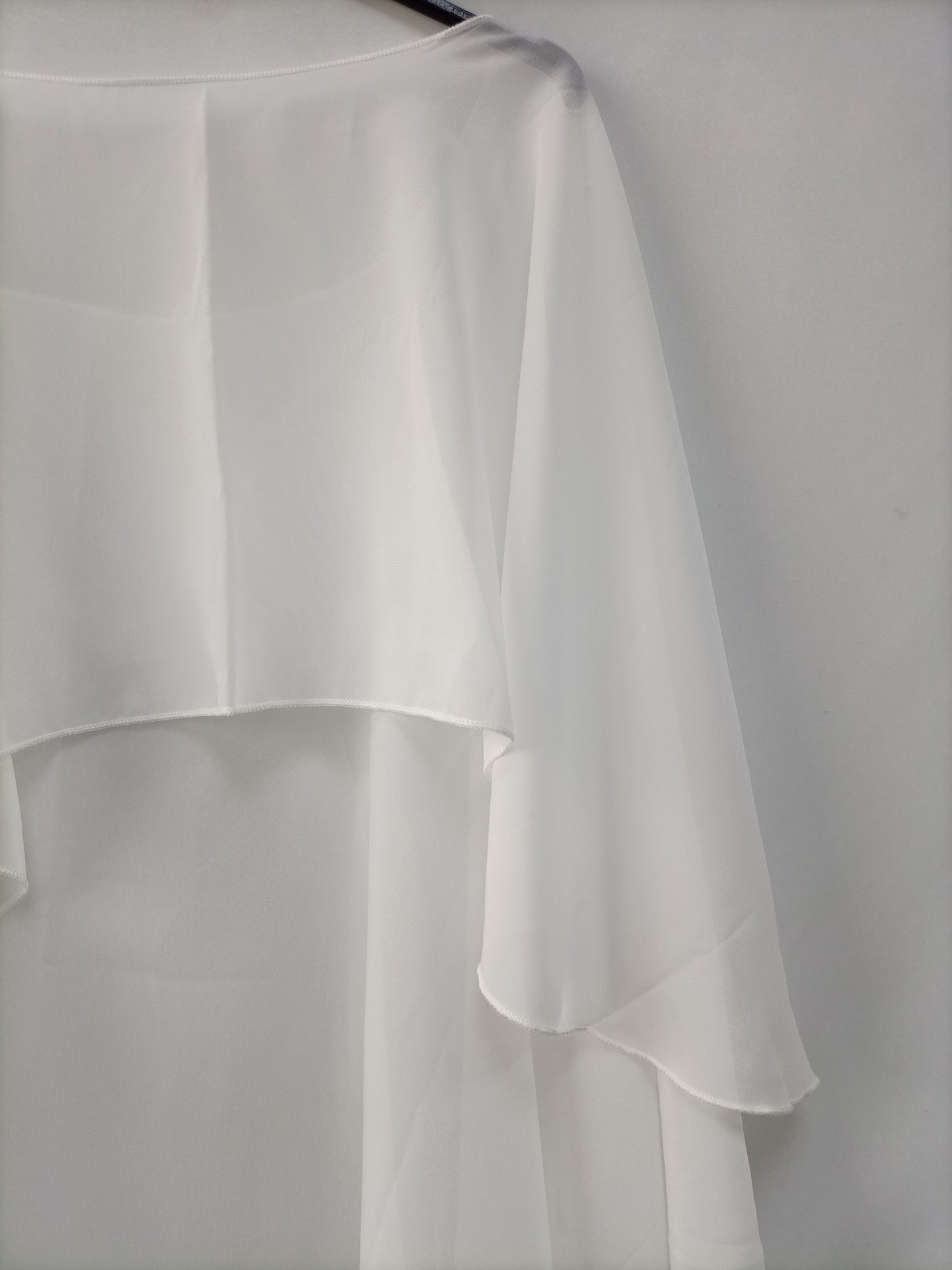 OTRAS.Capa blanca semitransparente TU