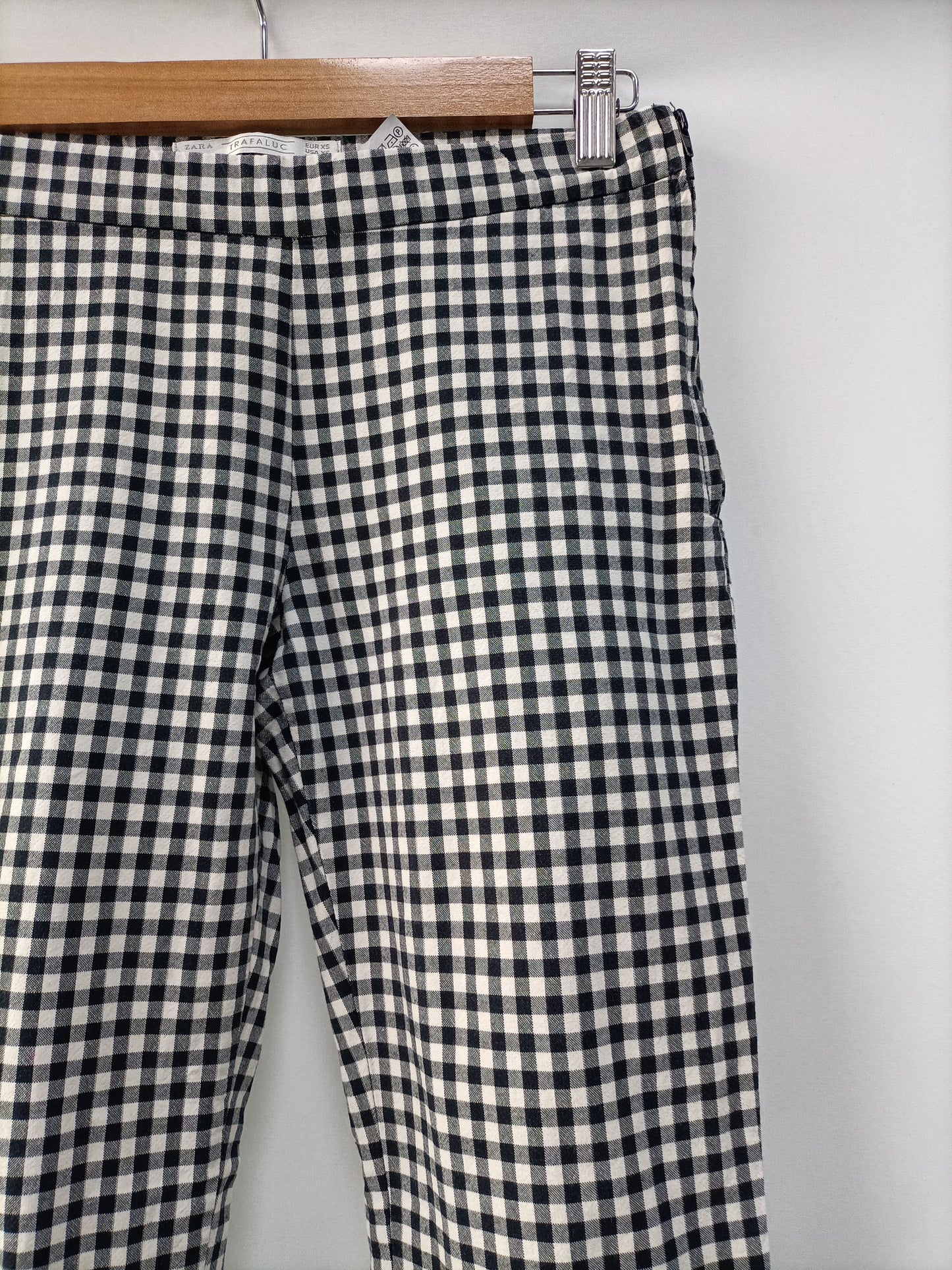 ZARA. Checkered skinny pants t.xs