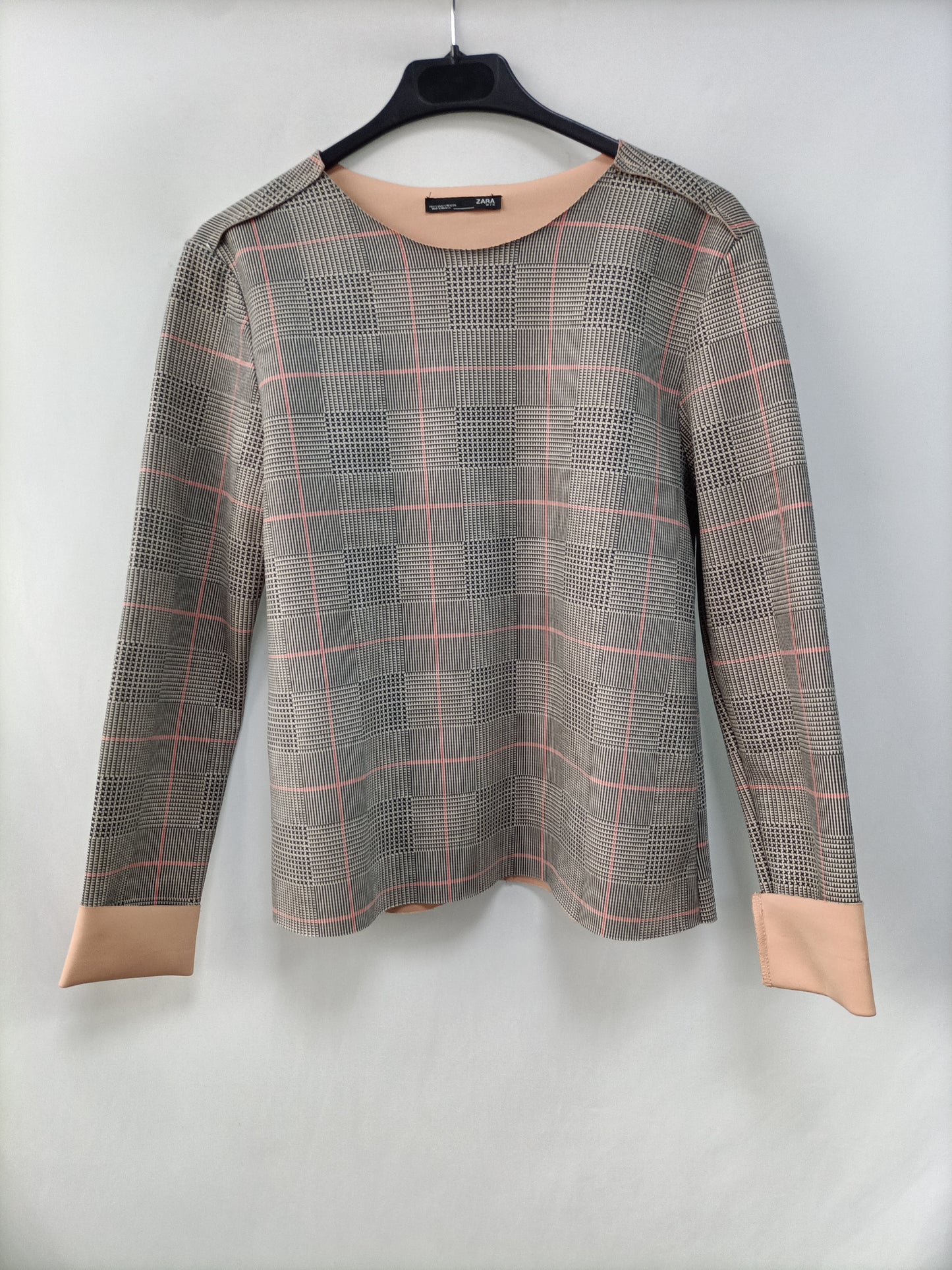 ZARA. Houndstooth neoprene top TS