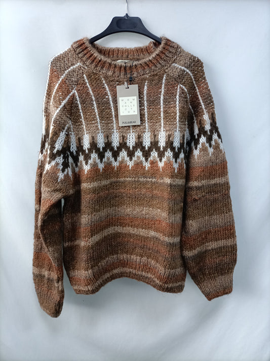 PULL&amp;BEAR. Printed Tm Sweater