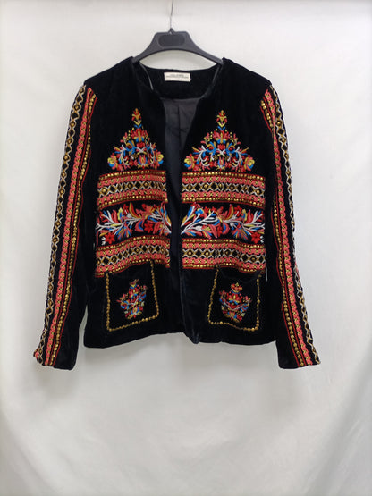 ZARA. Chaqueta terciopelo bordada T.m