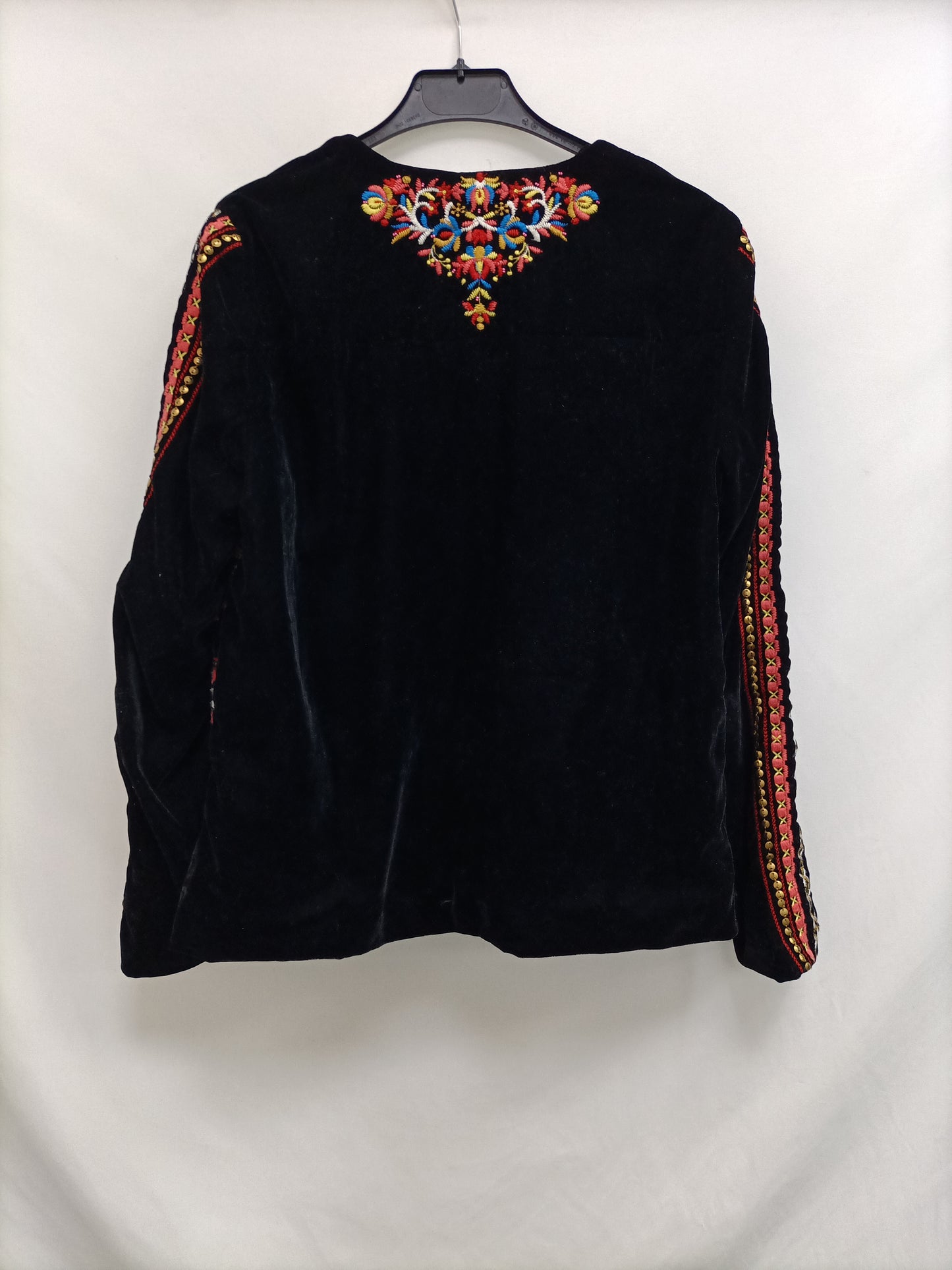 ZARA. Chaqueta terciopelo bordada T.m