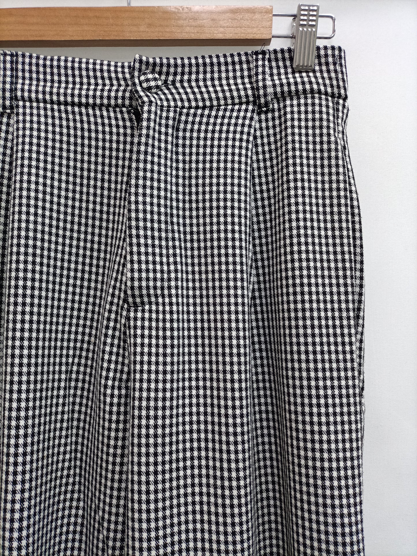 ZARA. Pantalón pata de gallo T.s