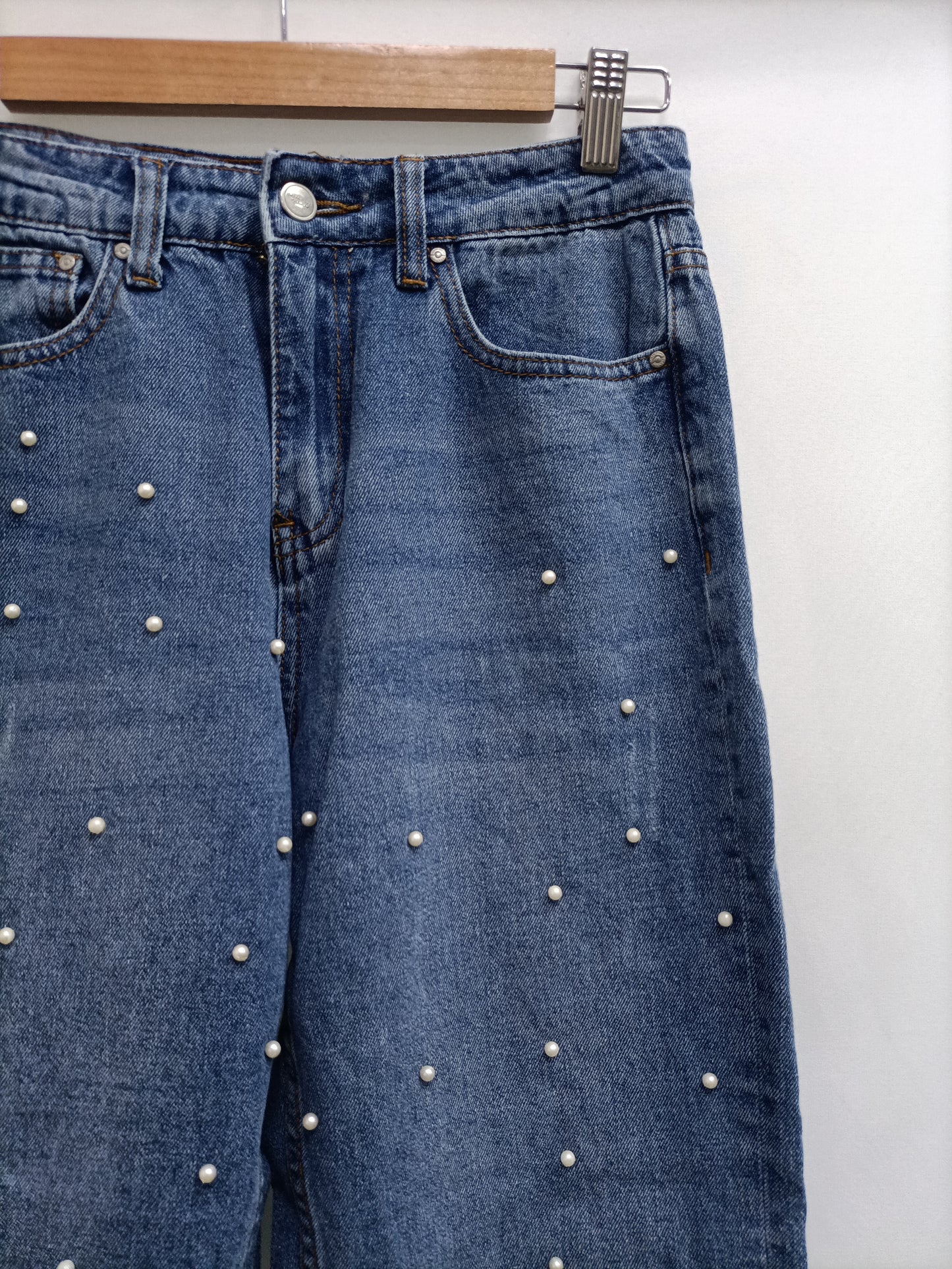 GREEN COAST. Pantalón vaquero perlas T.36