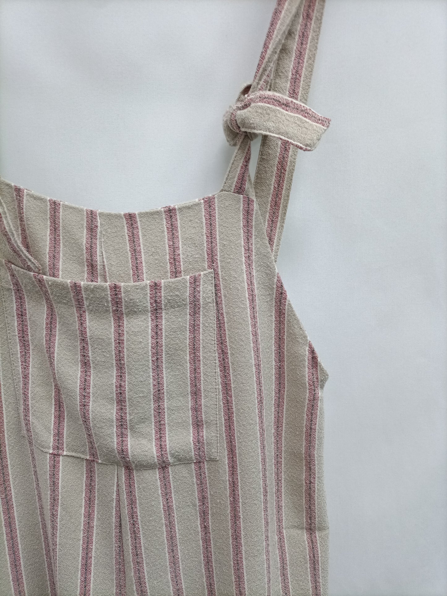 PULL&amp;BEAR. Flowing Ts striped dungarees