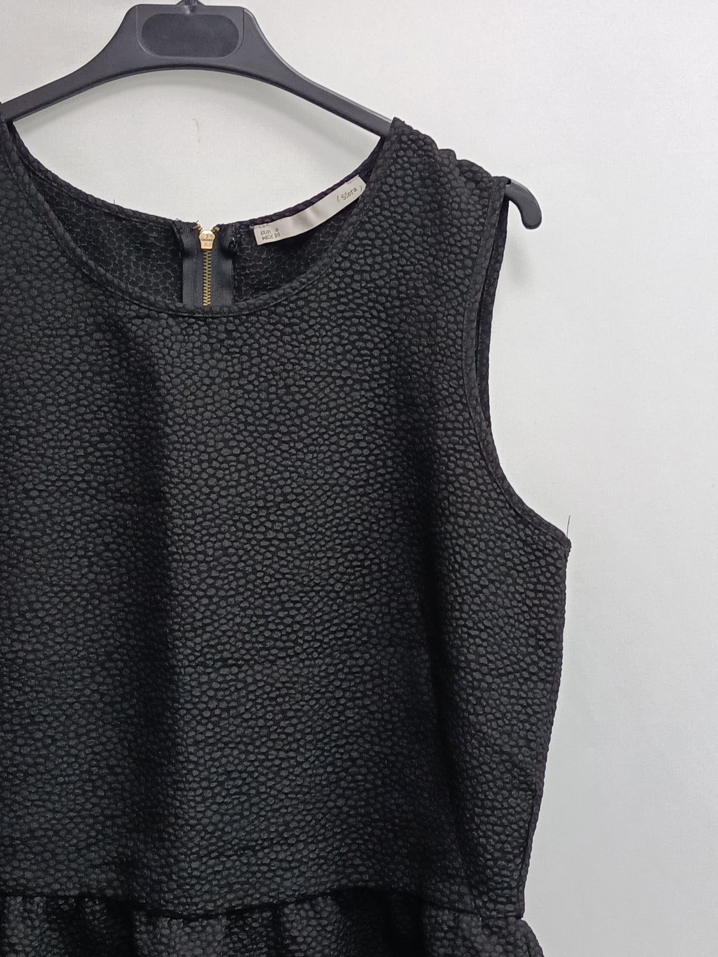 SFERA. Black textured top Tm