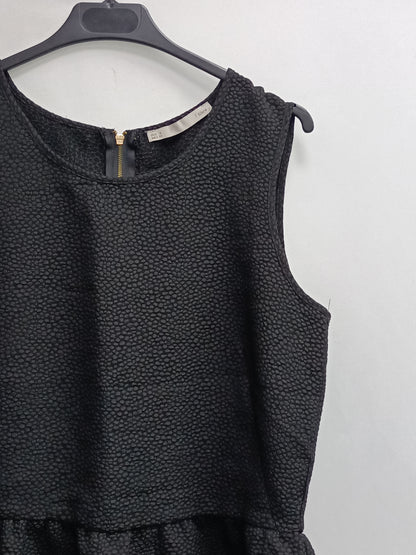 SFERA. Black textured top Tm