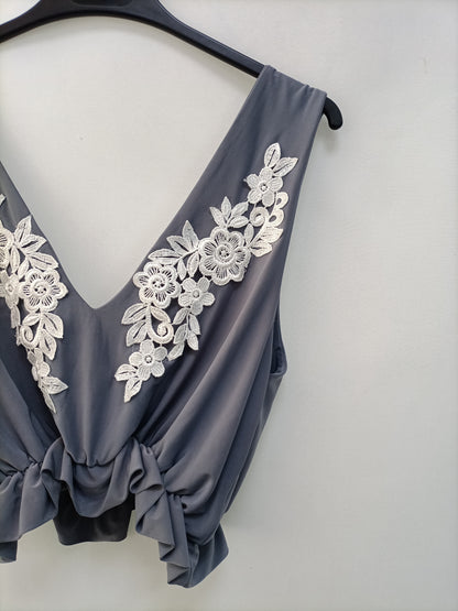 ROKOKO. Top gris flores T.m