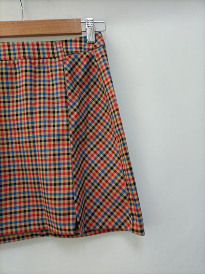 BERSHKA. Falda corta cuadros T.s