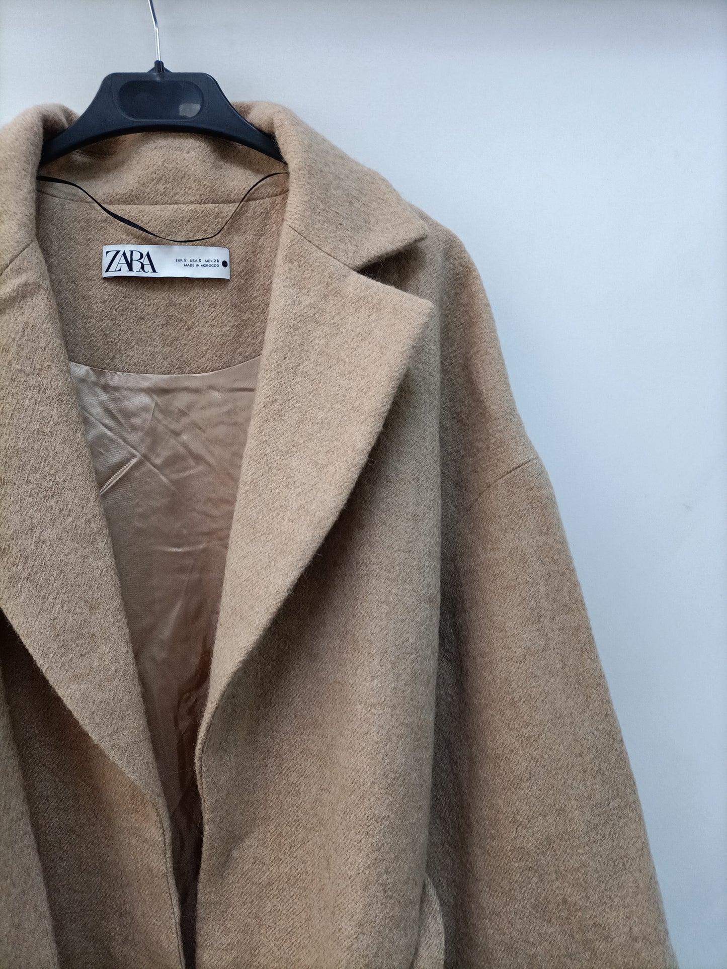 ZARA. Long beige cloth coat Ts