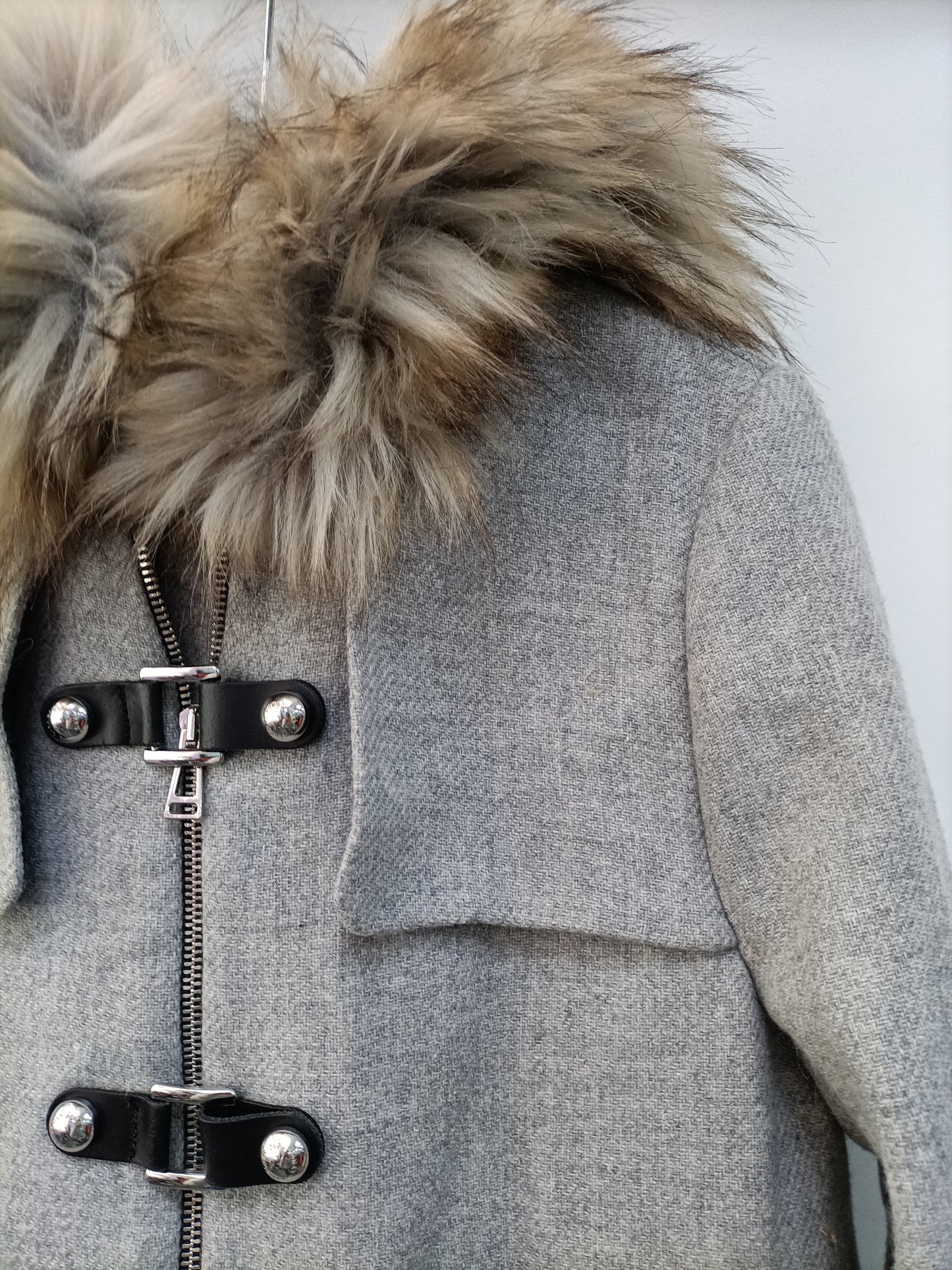 ZARA. Grey cloth trench coat Tm