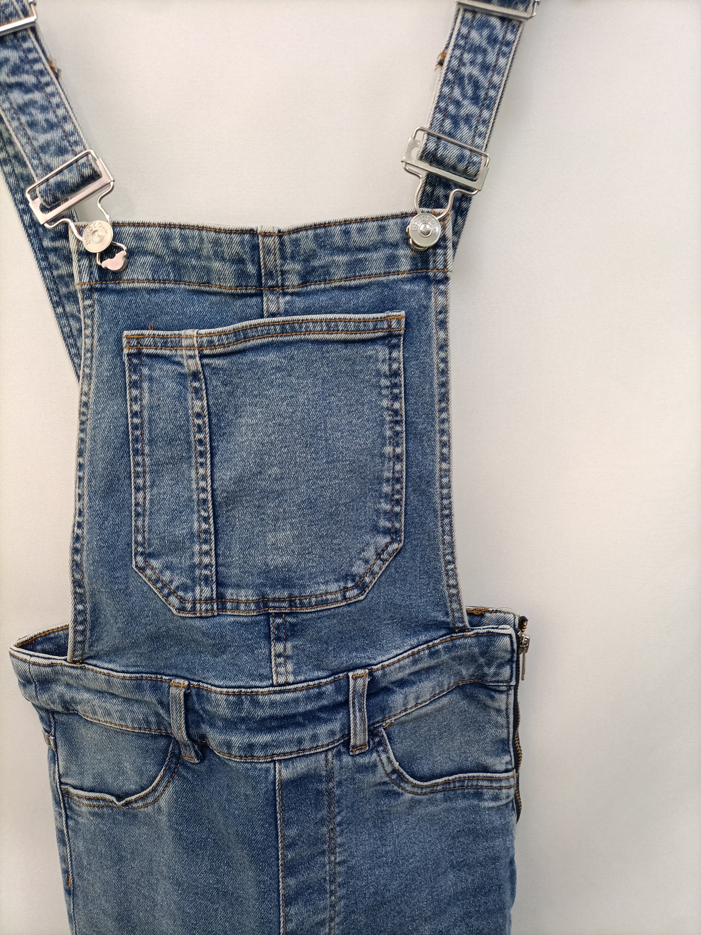 H&M. Peto vaquero recto T.36