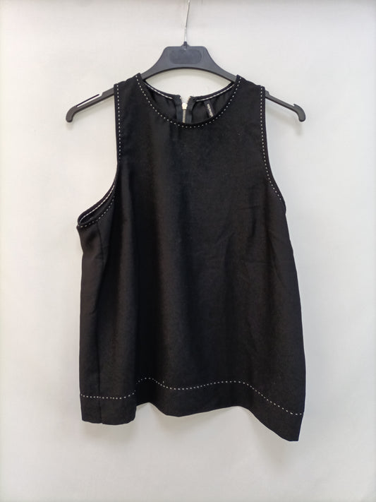 STRADIVARIUS. Black Tm stitching top