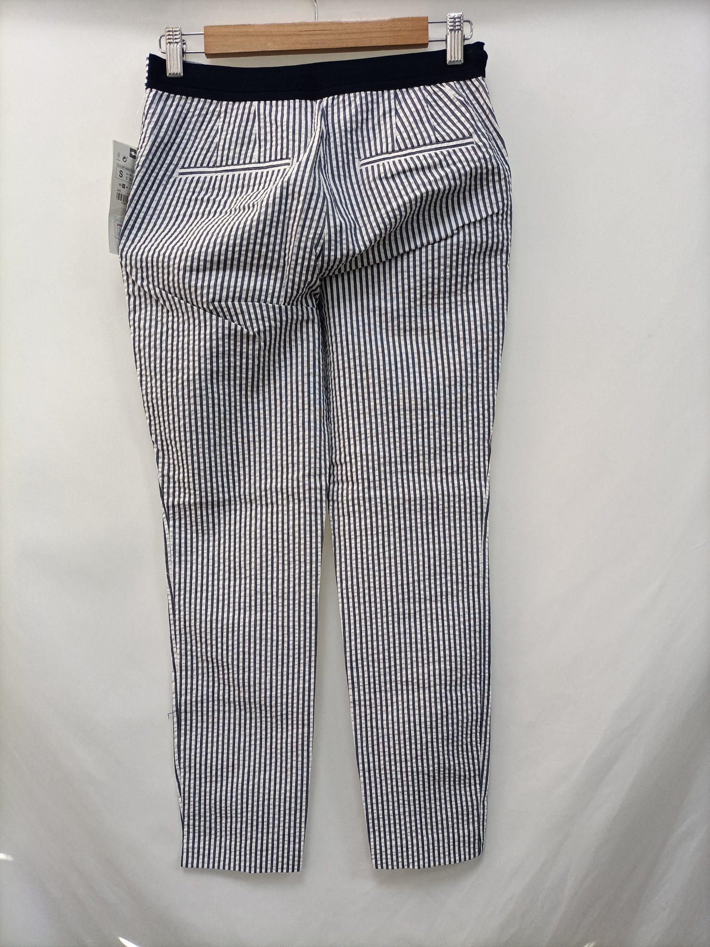 ZARA. Pantalón de rayas T.s