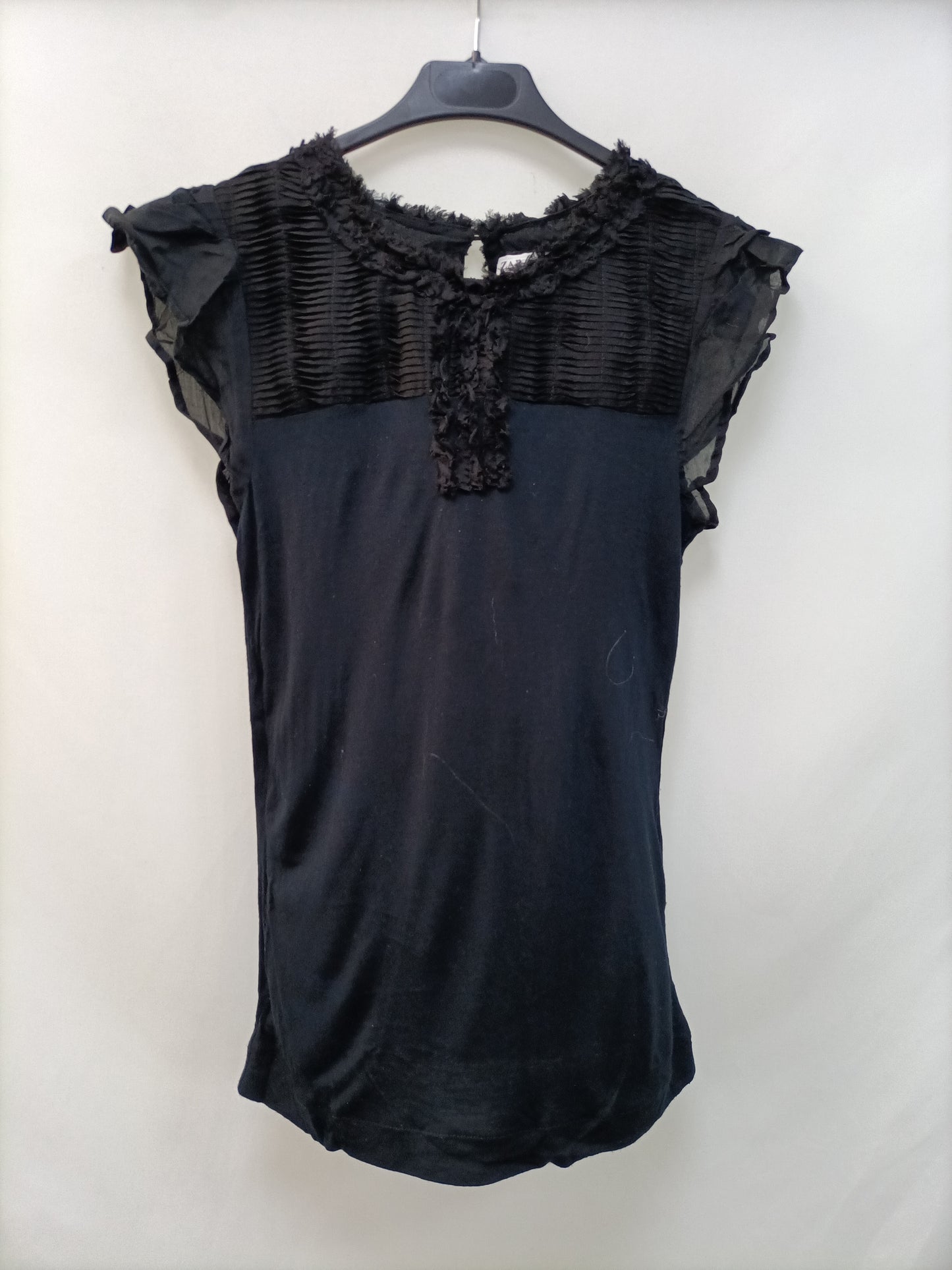 ZARA. Top negro doble textura T.m