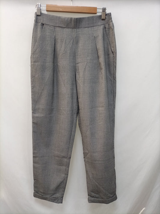 STRADIVARIUS. Flowy checked trousers Tm