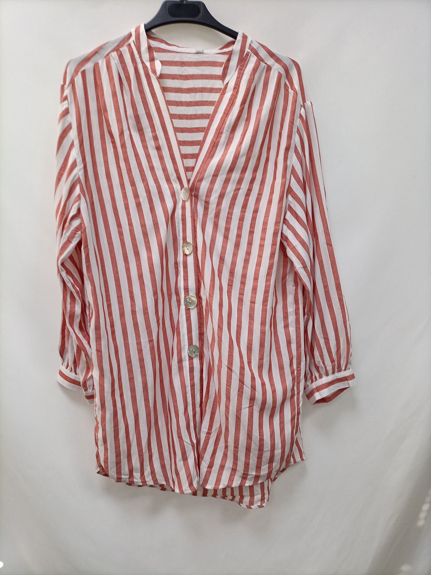 ZARA. Ovesized striped blouse T.xs