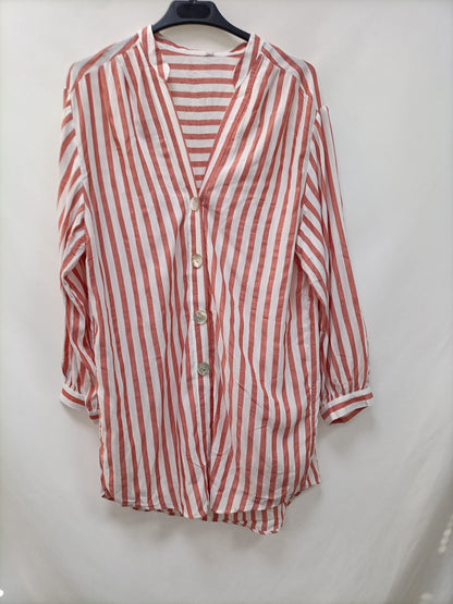 ZARA. Ovesized striped blouse T.xs