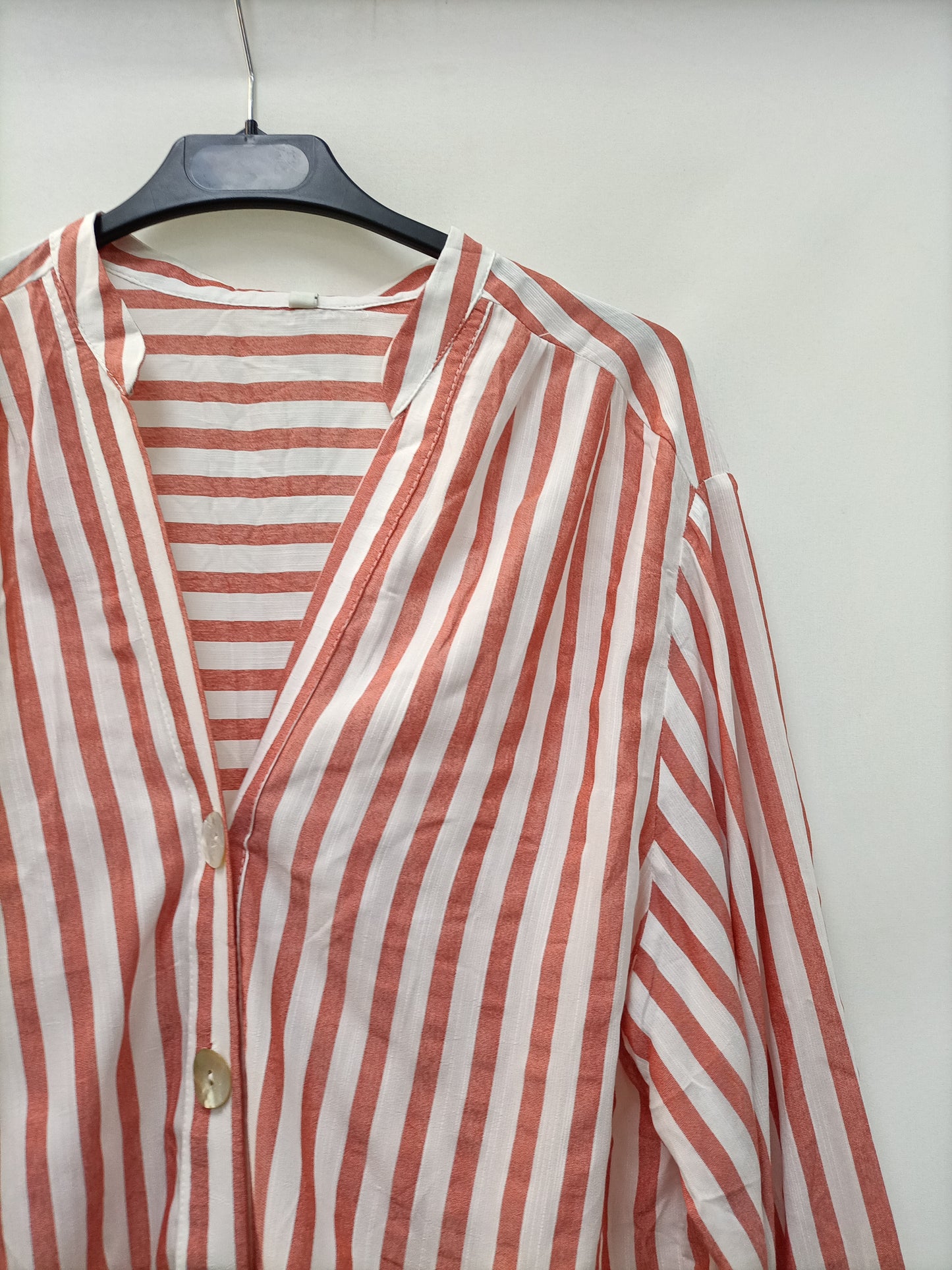 ZARA. Ovesized striped blouse T.xs