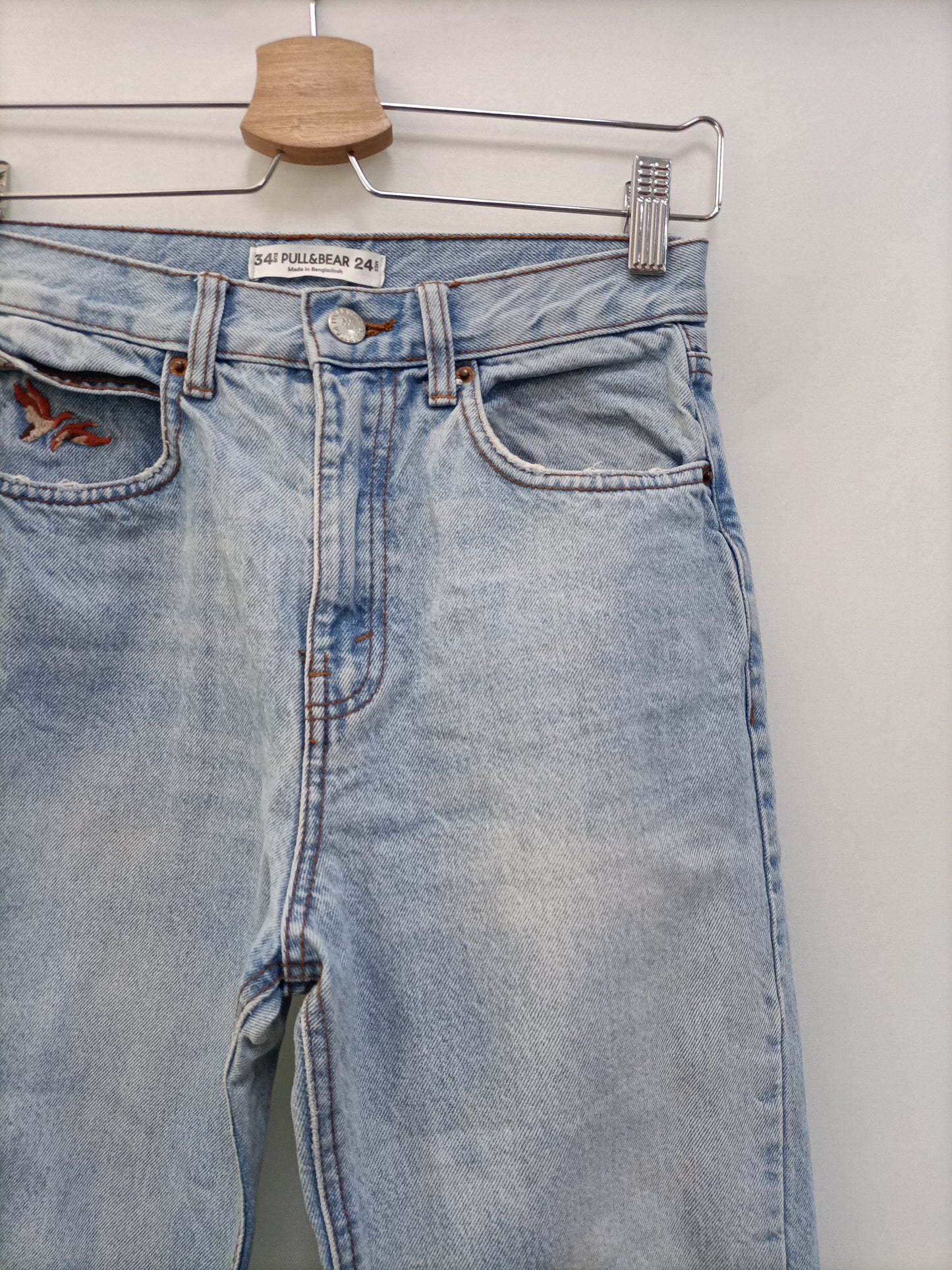 PULL&amp;BEAR. Light denim trousers, size 34