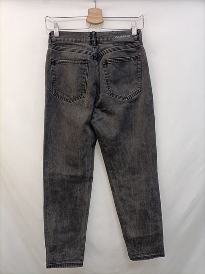 PULL&BEAR. Pantalón gris botones T.34