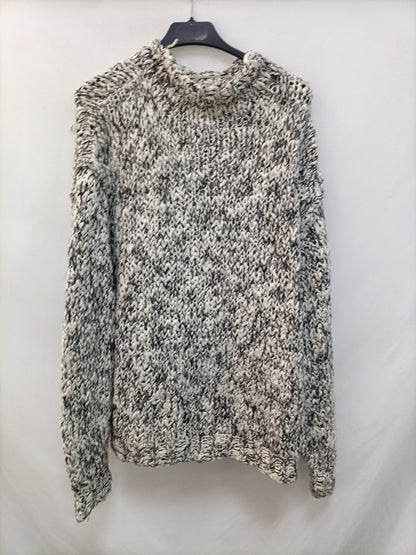 PULL&BEAR. Jersey jaspeado T.s