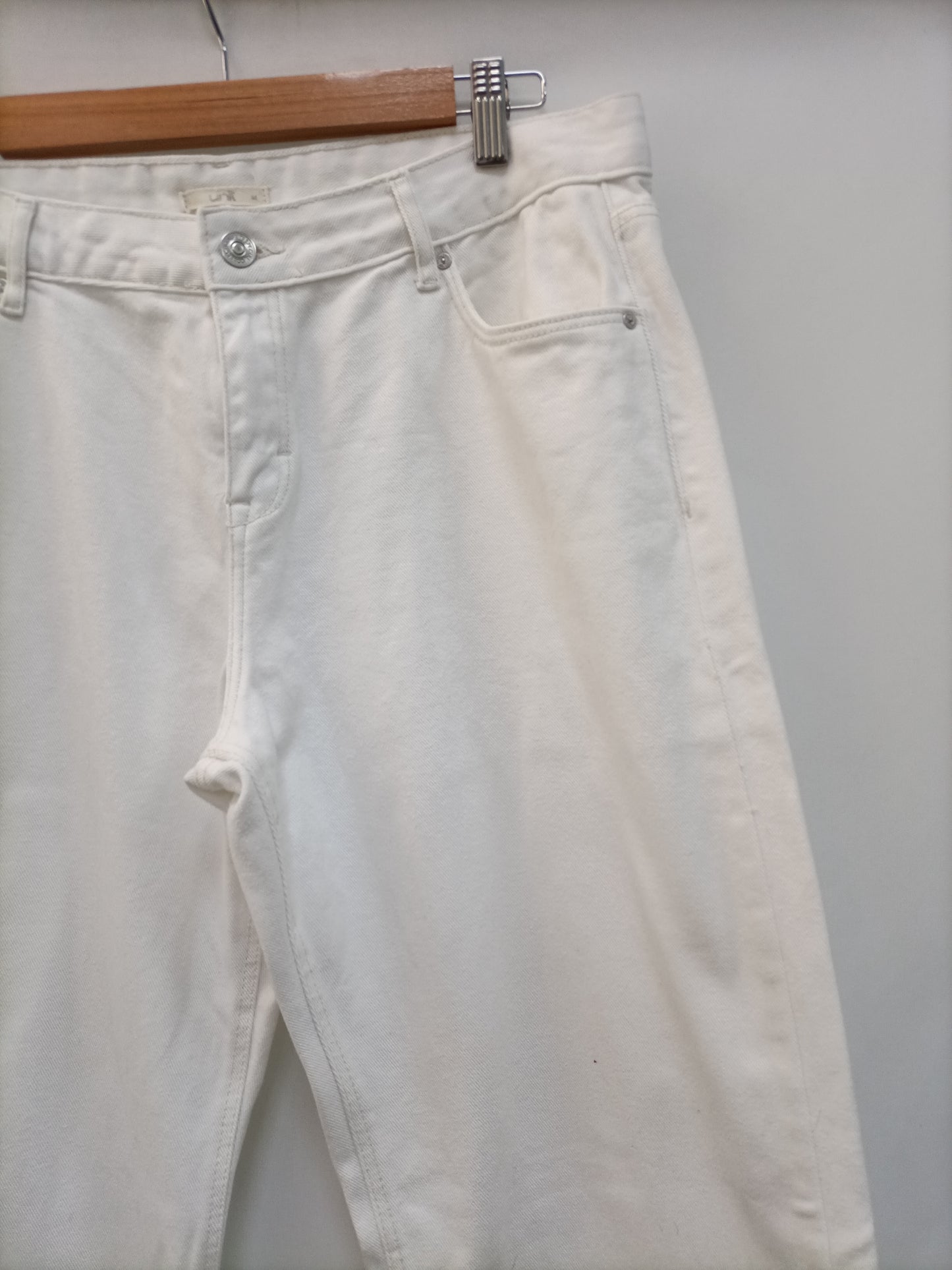 UNIT. Pantalón culotte blanco T.44
