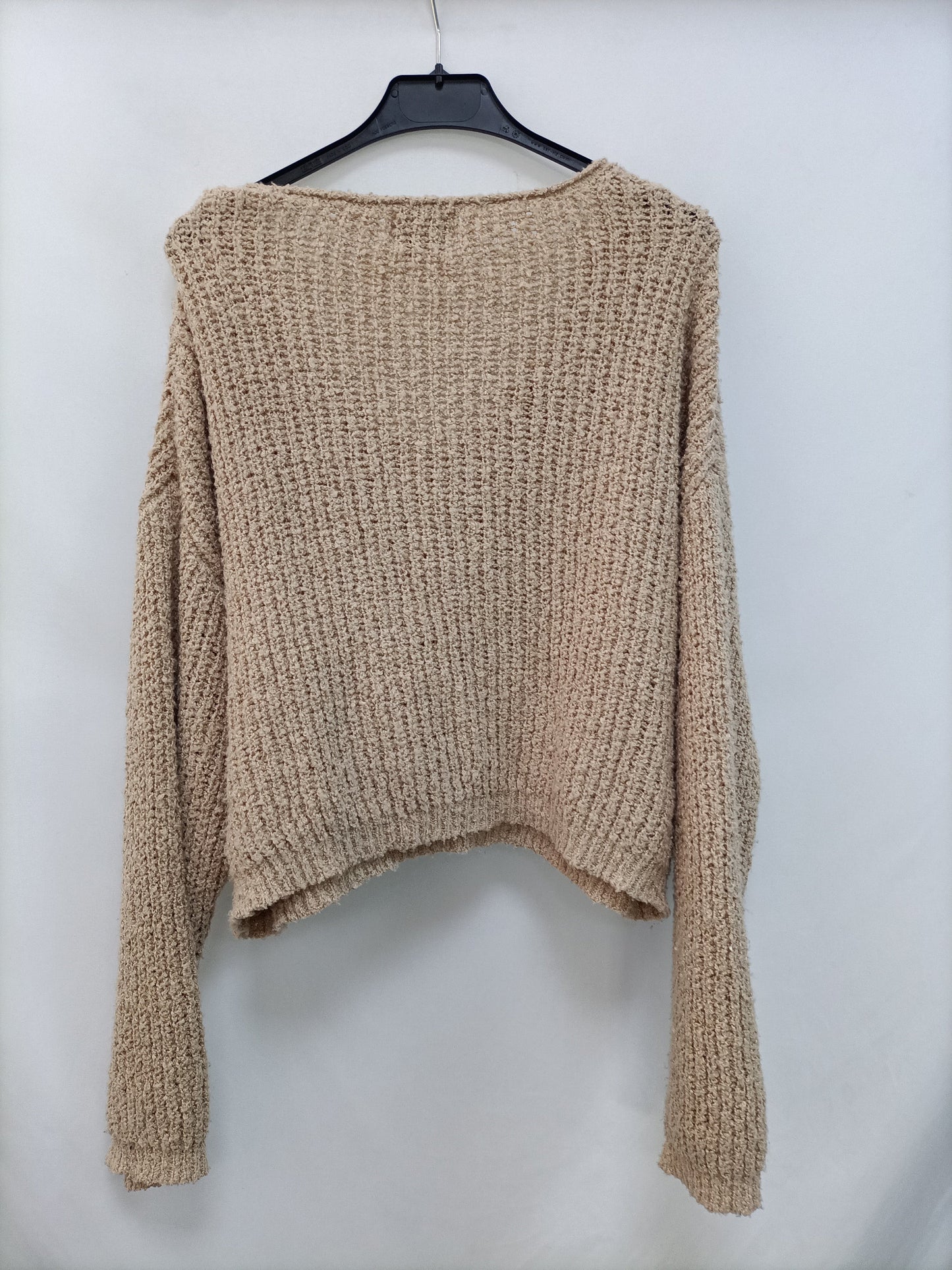 PULL&amp;BEAR. Beige Tm Short Sweater