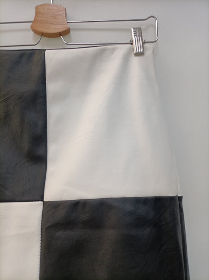 MUSE. Falda bicolor polipiel T.s