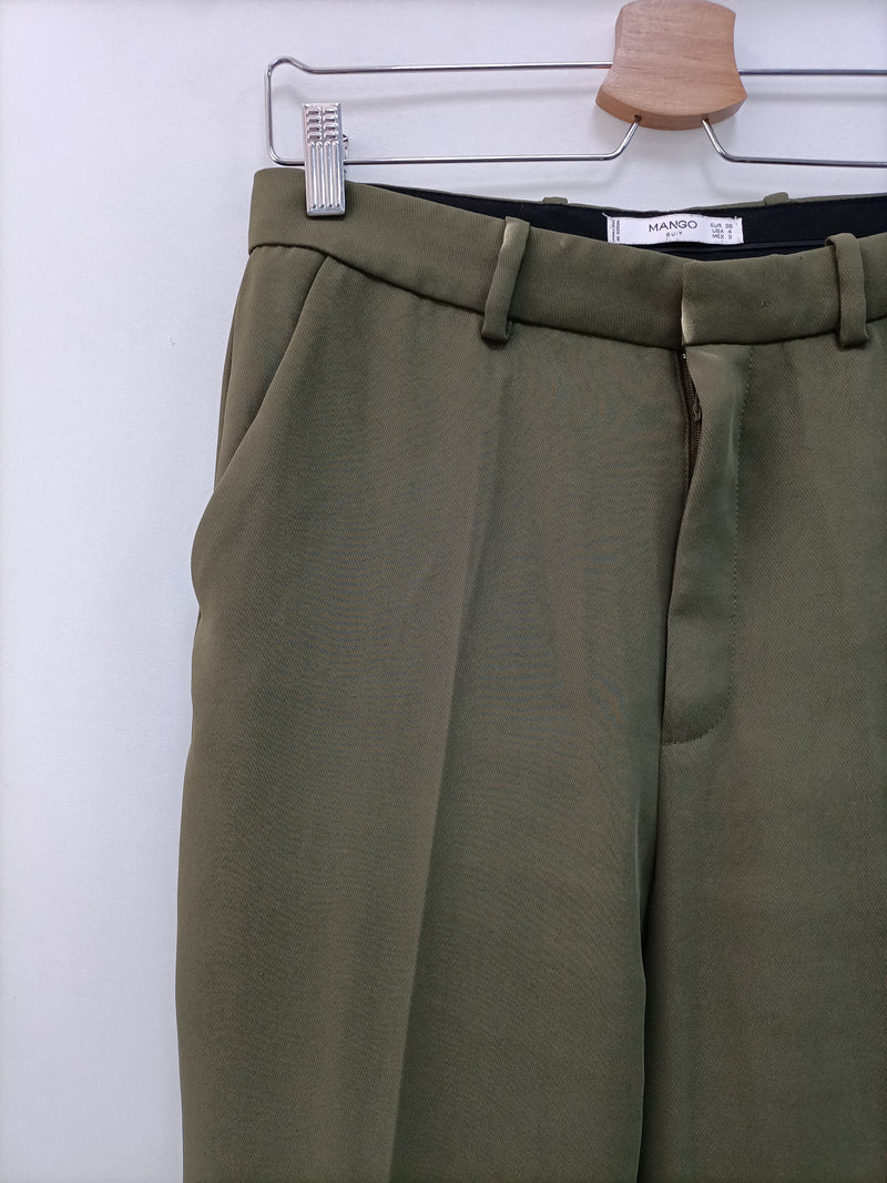 MANGO. Pantalón ancho verde T.36 (TARA)