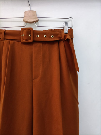 SFERA. Pantalón fluido teja T.38