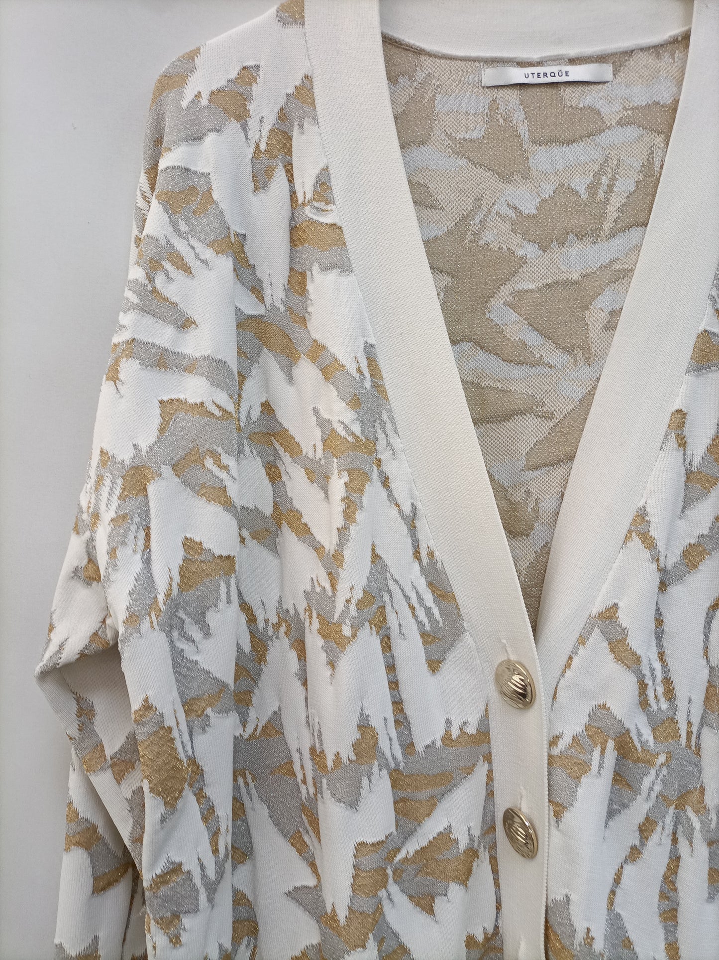 UTERQÜE. Cárdigan blanco estampado T.s