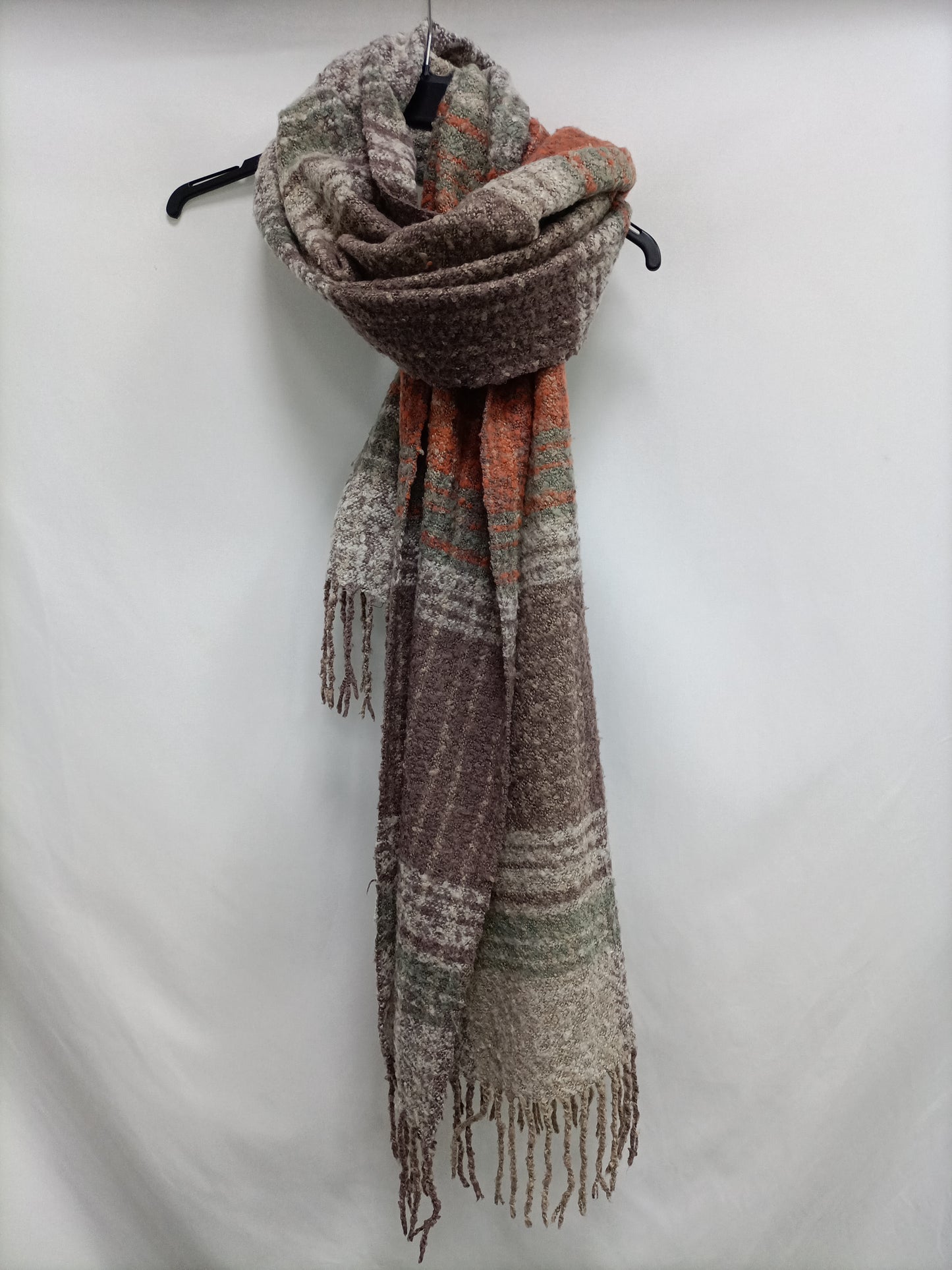 OTRAS. Bufanda tonos rosas