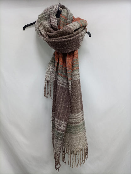 OTRAS. Bufanda tonos rosas