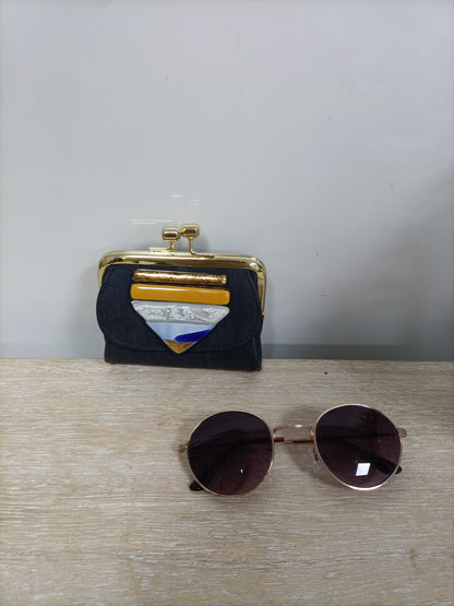 OTRAS. Monedero gris (TARA)