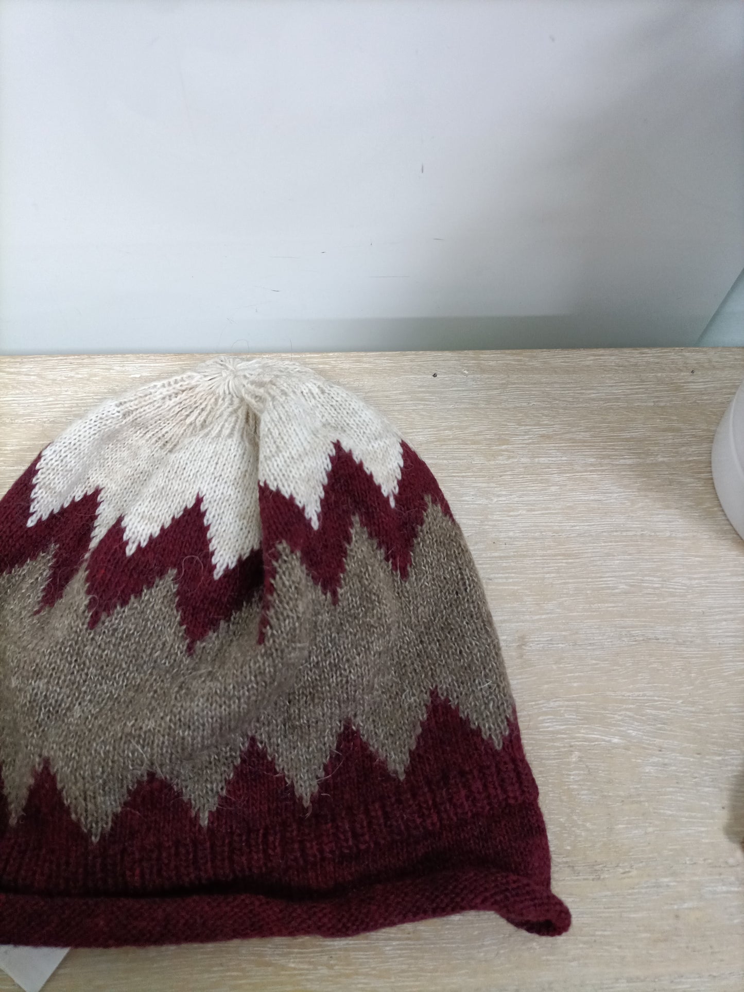 EL CORTE INGLÉS. Gorro dibujo