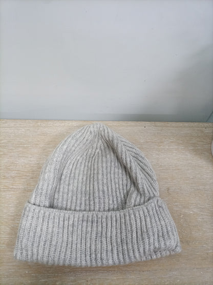H&M. Gorro canalé gris
