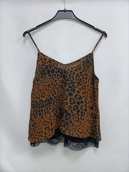 ZARA. top plisado animal print T.xs