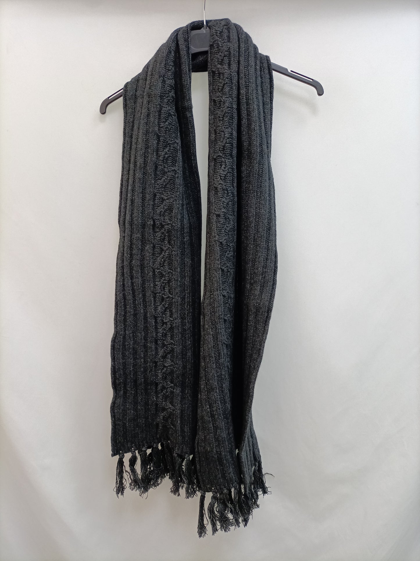 CHURH'S. Bufanda gris